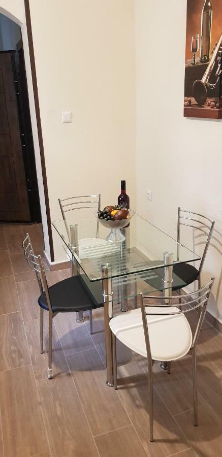 Ferienwohnung City'S Center Lux. Apt.Up 4 Persons And Bbq Kavala Exterior foto